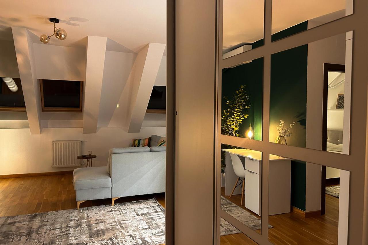 Downtown C22 Apartment Bucharest Exterior photo